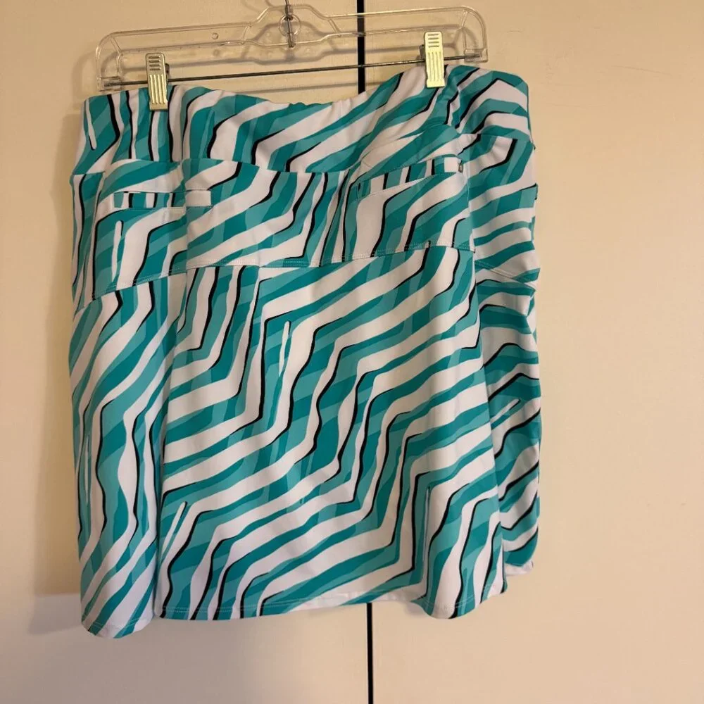 Tail XL skort - Picture 3 of 4